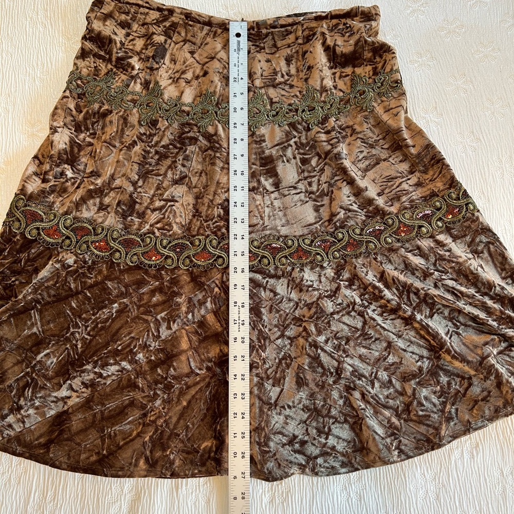 Vintage Velvet Midi Skirt brown gold size 16 embellished - Picture 14 of 14